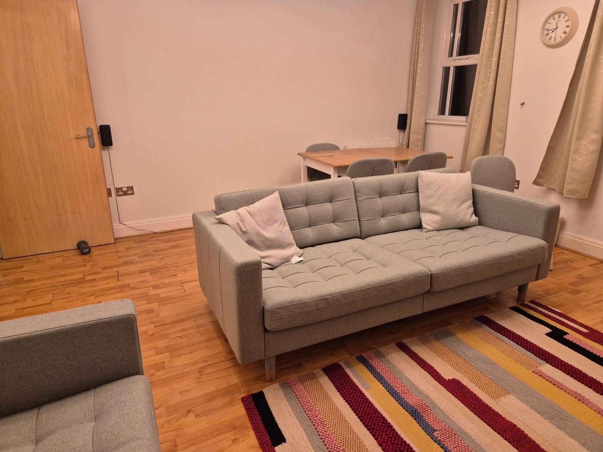 Chatworths Court Апартаменты